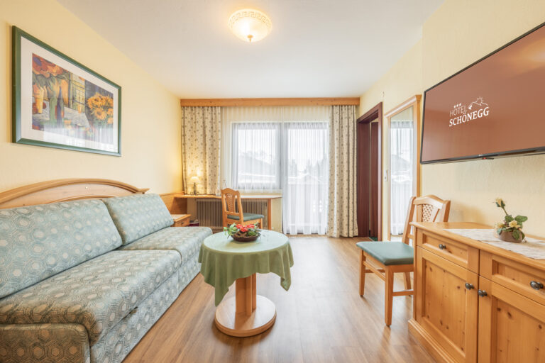 schoenegg-seefeld-Hotelsuite 301 Wohnzimmer